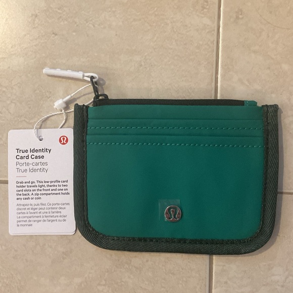 NWT Lululemon True Identity Card Case - Picture 4 of 8